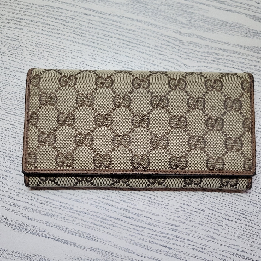 Gucci GG Continental Wallet